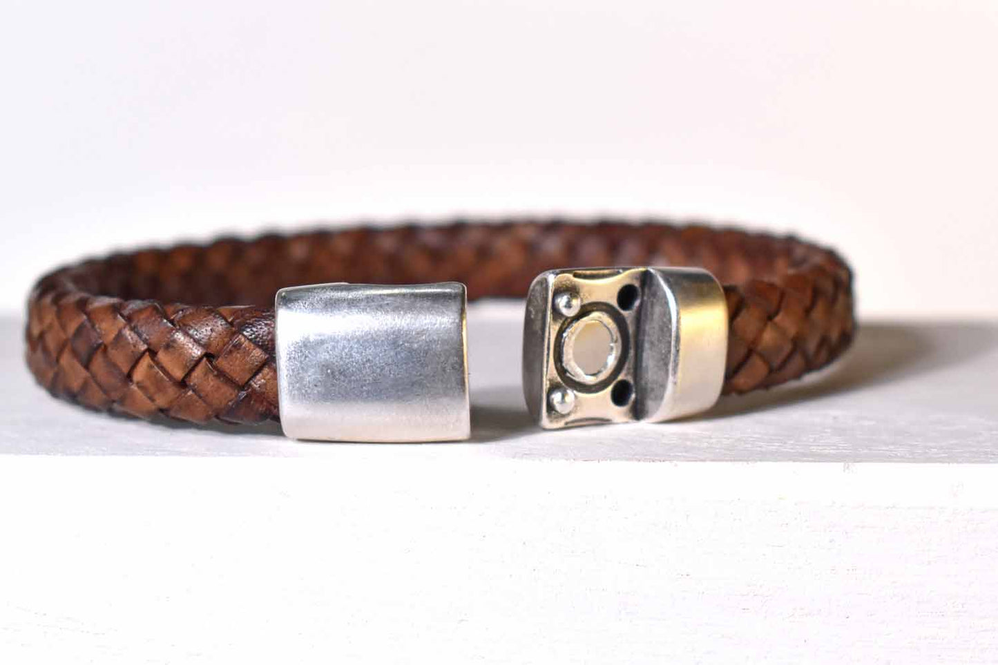 Bear Leather Bracelet - Distressed Natural Brown