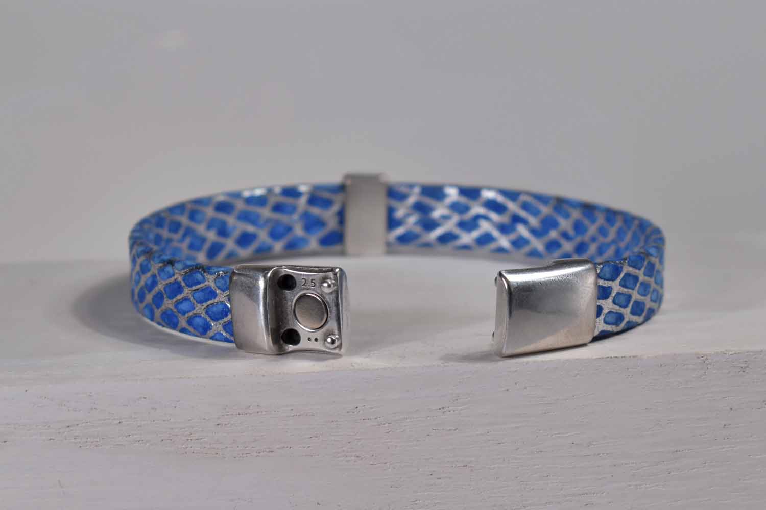 Paloma Leather Bracelet - Blue Print - Tina Lilja