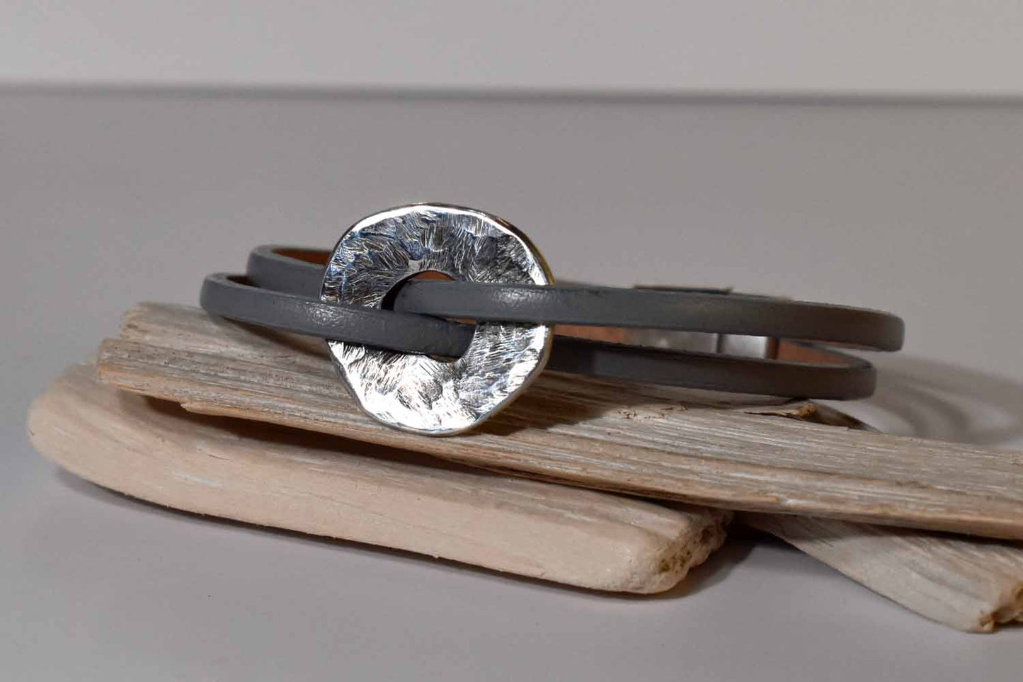 Demi Leather Bracelet - Dark Grey