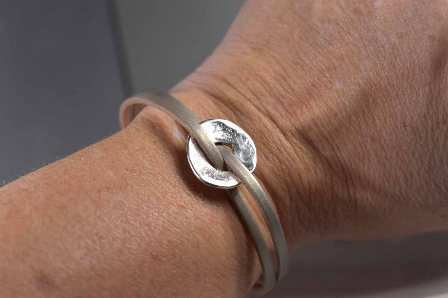 Demi Leather Bracelet - Champagne