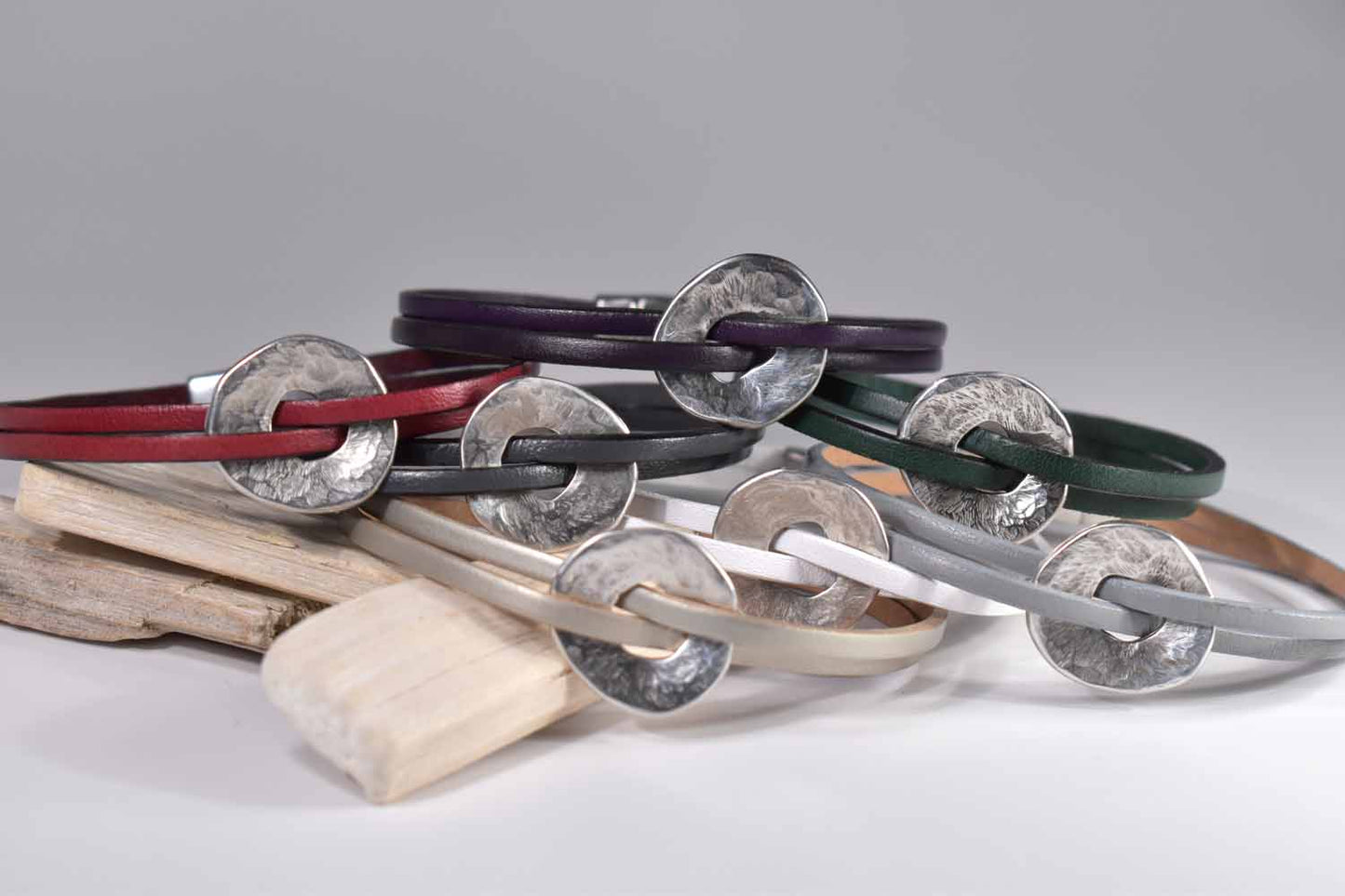 Demi Leather Bracelet - Champagne