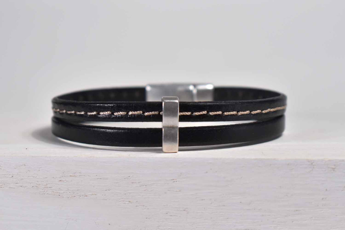 Lynn - Leather Bracelet - Black 30% off