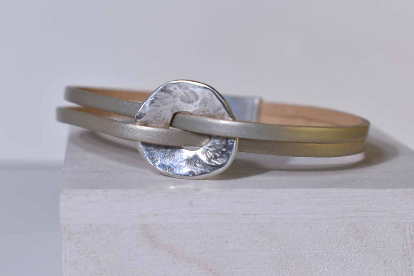 Demi Leather Bracelet - Champagne