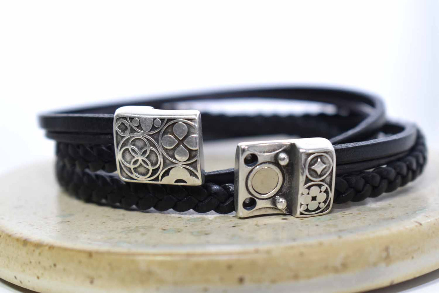 Ana Leather Bracelet - Midnight - Tina Lilja