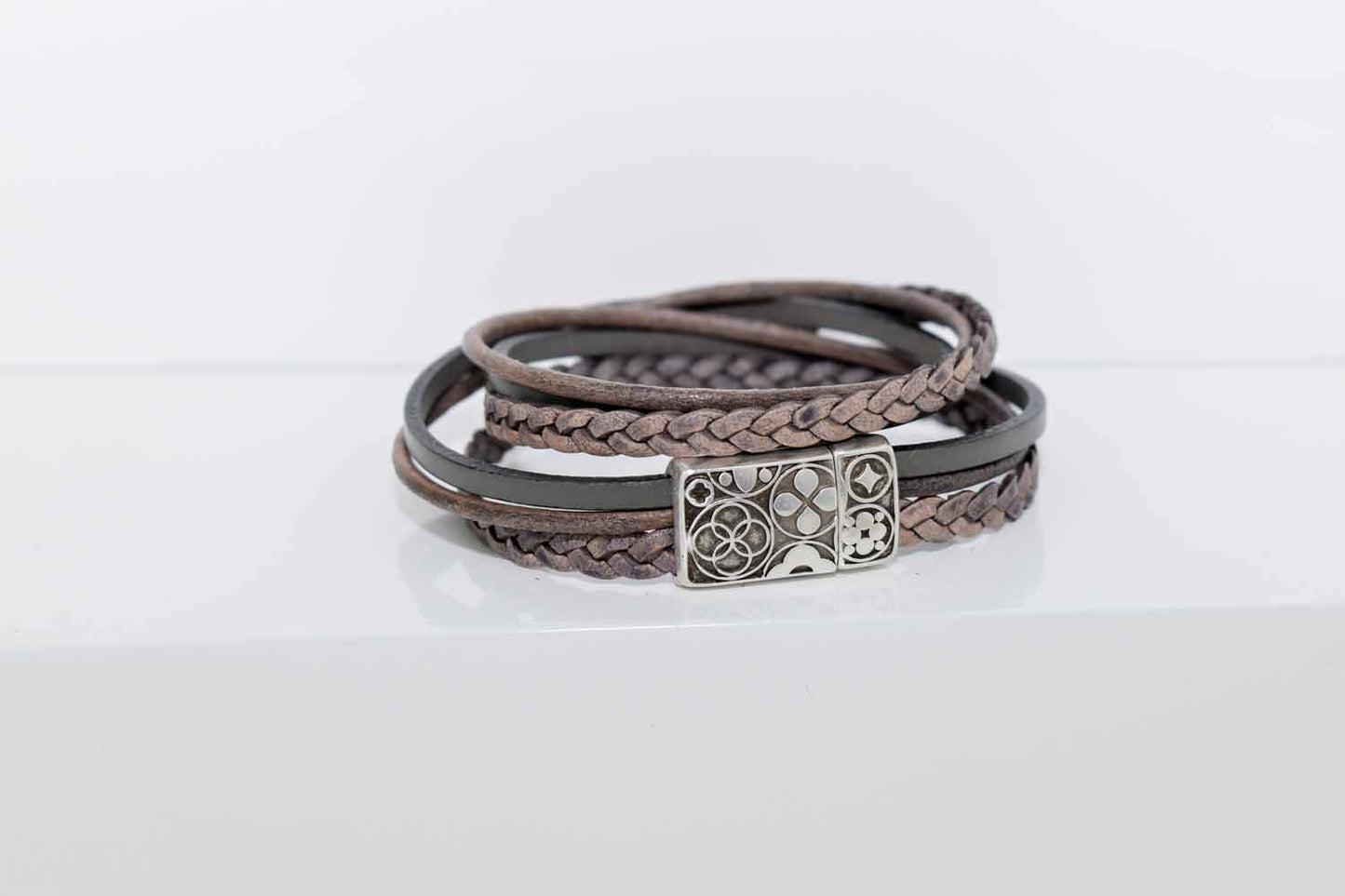 Ana Leather Bracelet - Smoke Grey - Tina Lilja