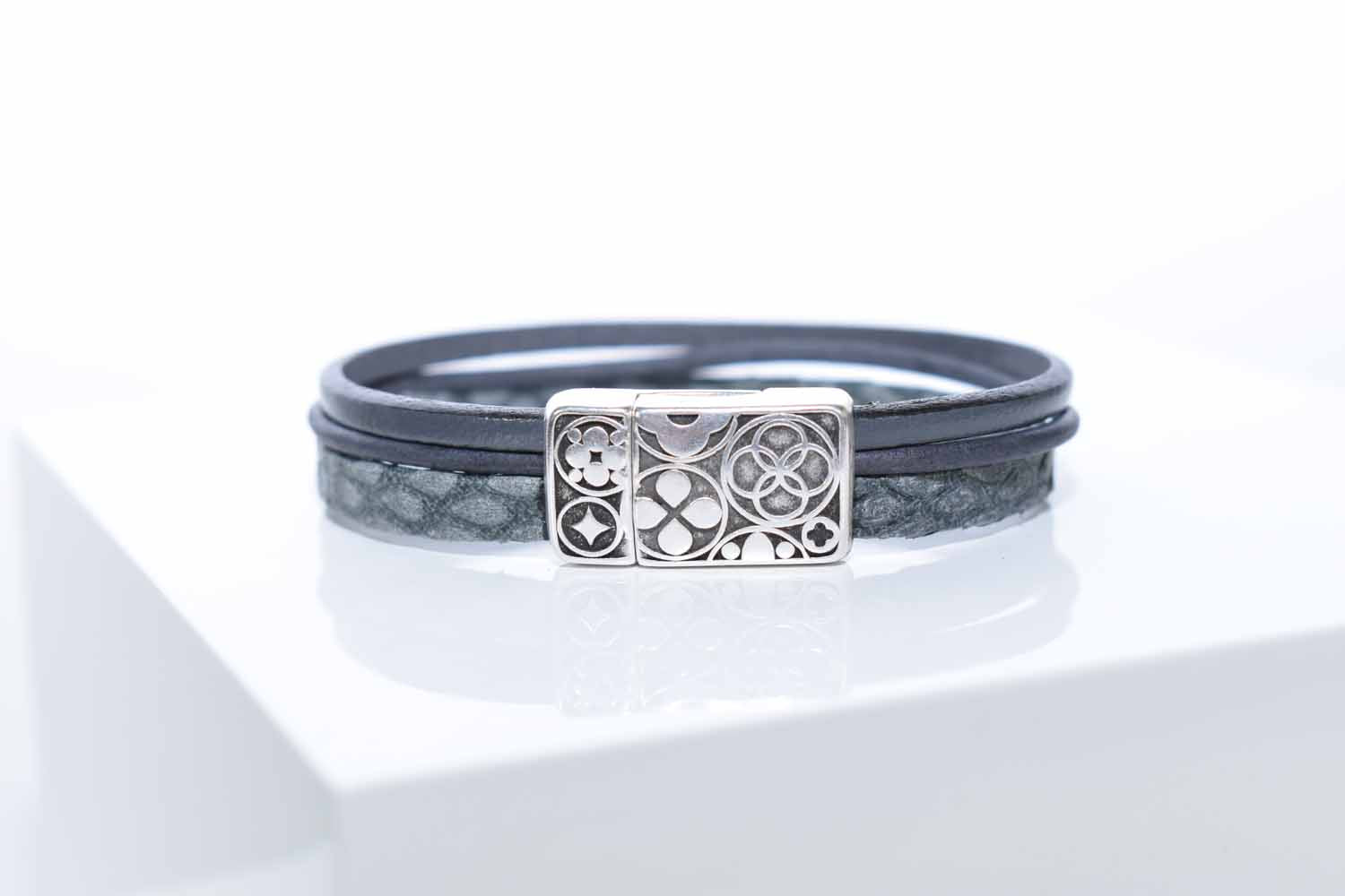 Libby Leather Bracelet - Dark Grey - Tina Lilja