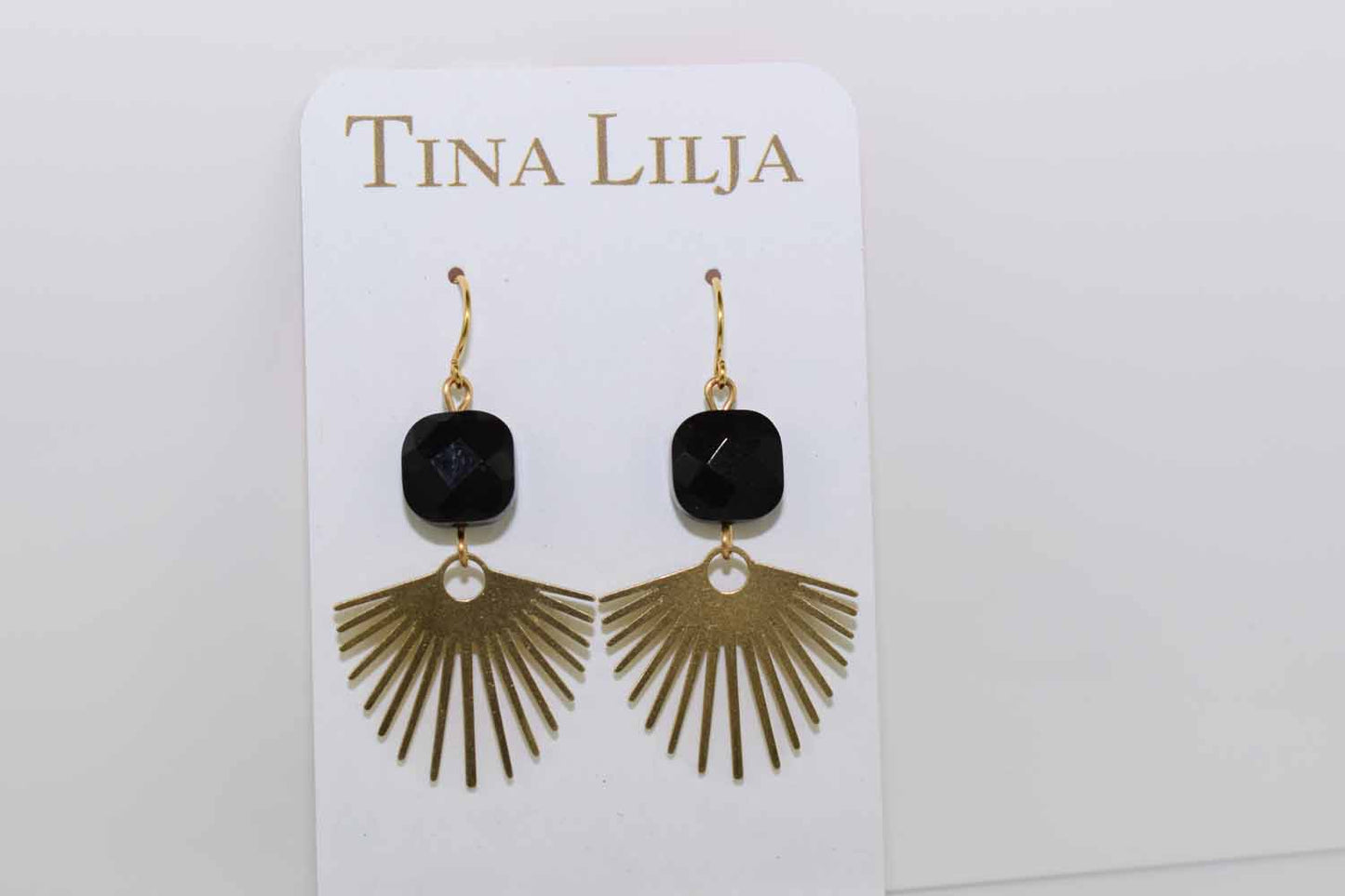Brooklyn Earrings - Onyx
