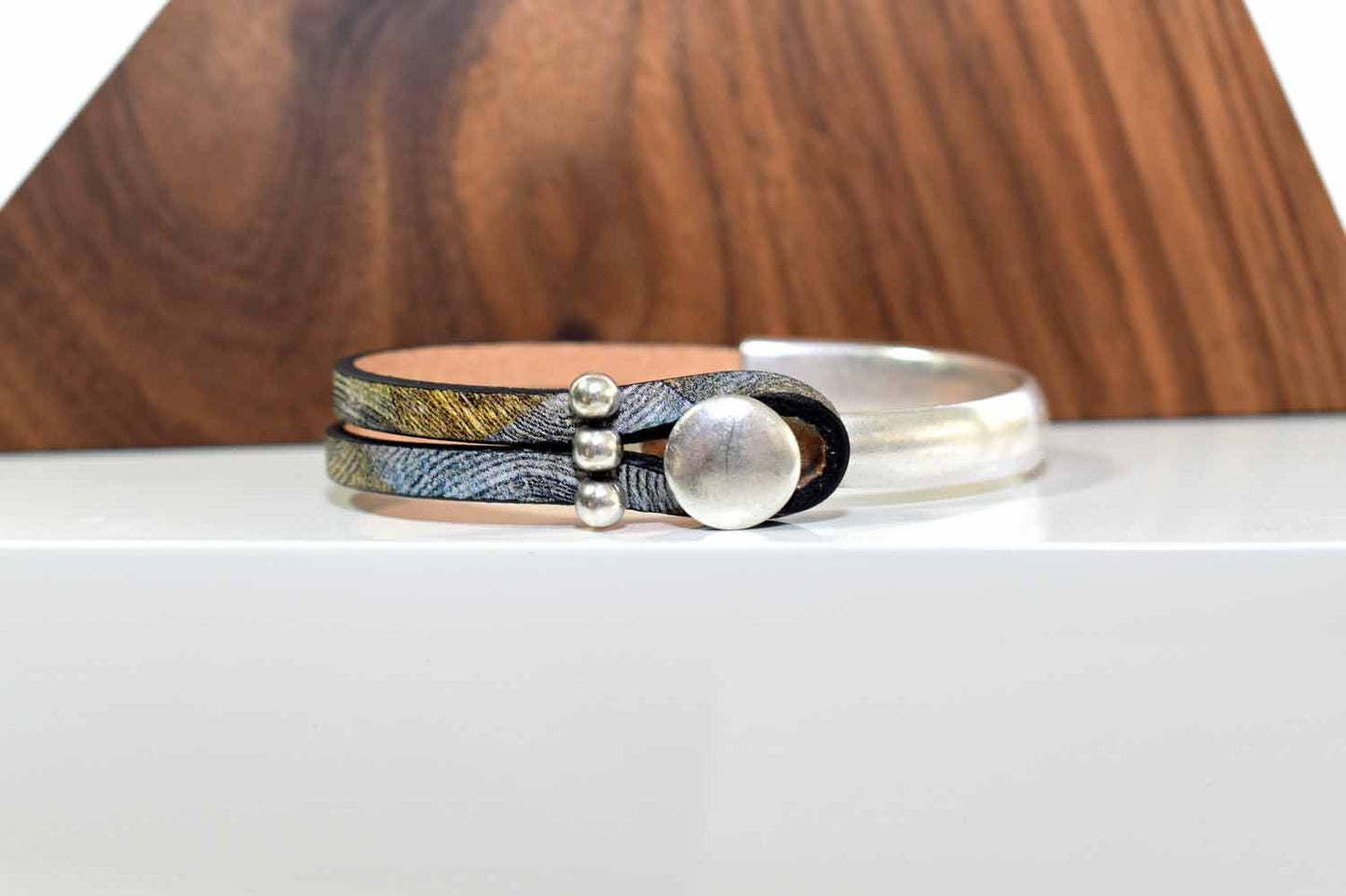Impressions Leather Cuff - Tina Lilja