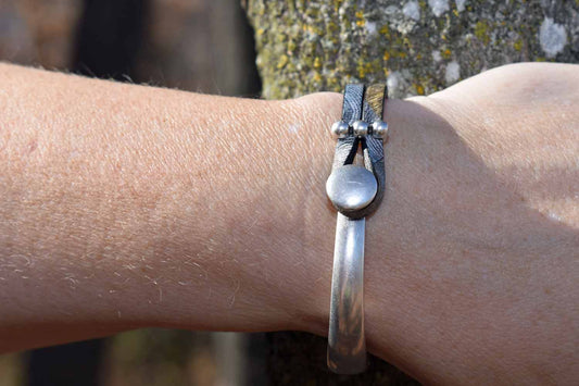 Impressions Leather Cuff - Tina Lilja