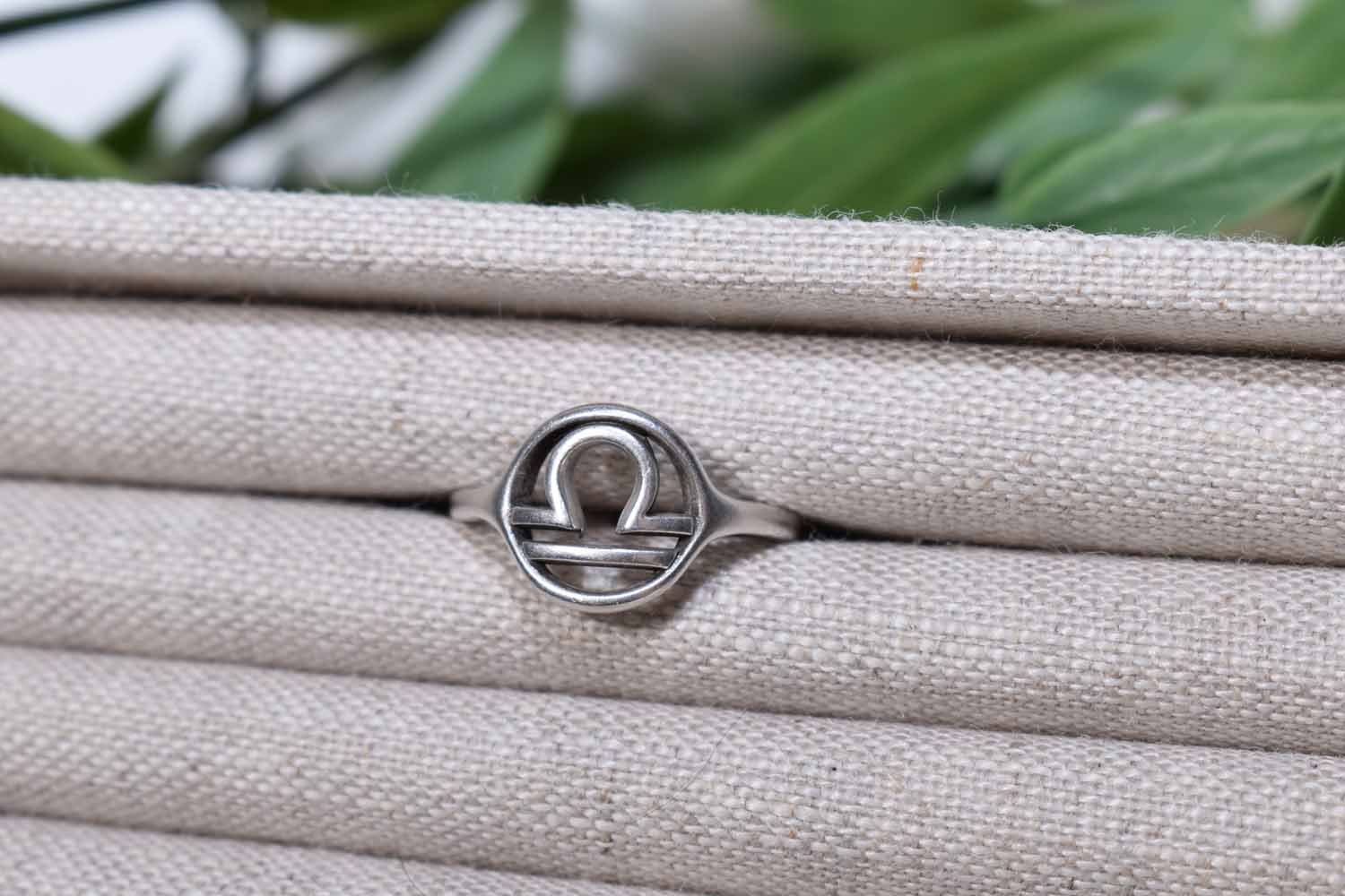 Libra Ring - Tina Lilja