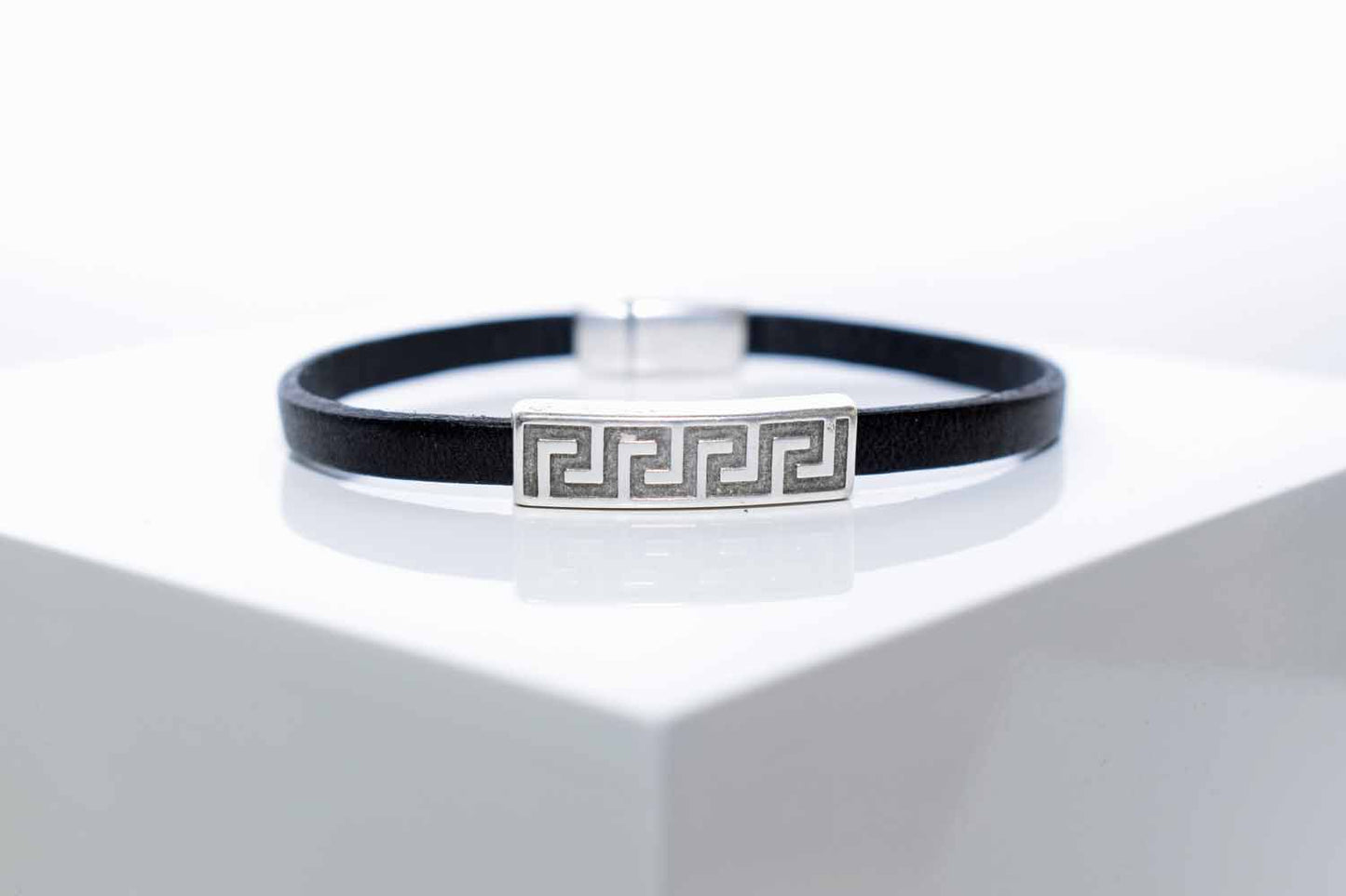 Meander Leather Bracelet - Tina Lilja
