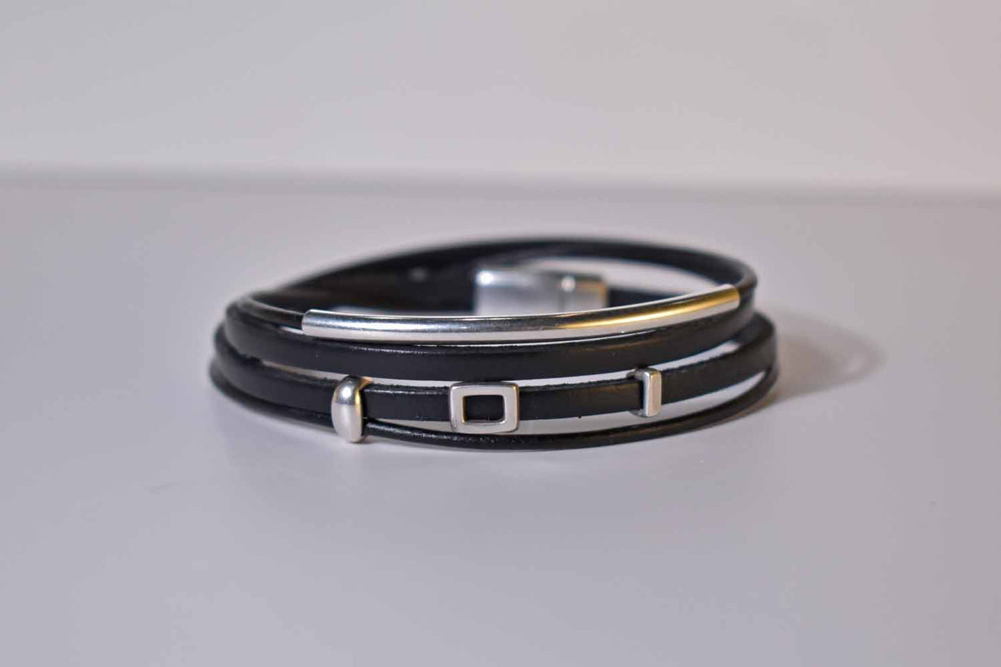 Abaleen Leather Bracelet - 3 Colors