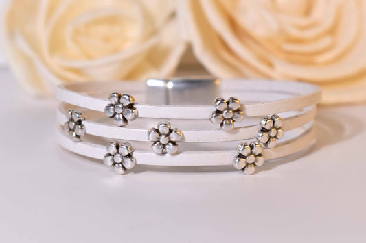 Daisy Leather Bracelet - White